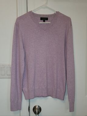 Banana Republic Factory Men’s Light Lavender V-Neck Sweater Size Small